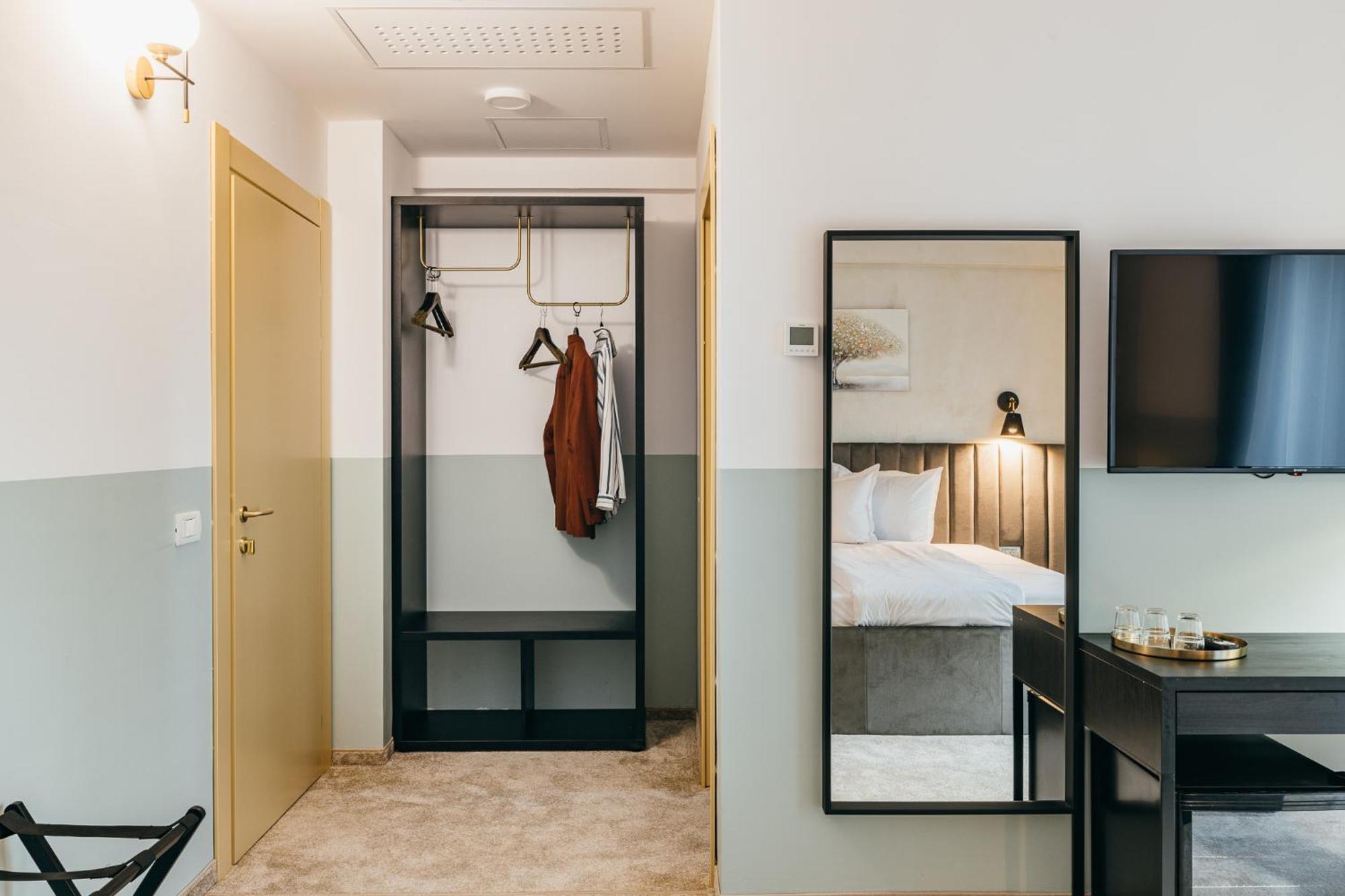 Hotel Agora Mures Târgu-Mureş Extérieur photo